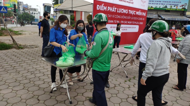 Nữ phó Bí thư Đoàn phường đa tài, năng nổ hoạt động thiện nguyện - 3 Nữ phó Bí thư Đoàn phường đa tài, năng nổ hoạt động thiện nguyện - 3