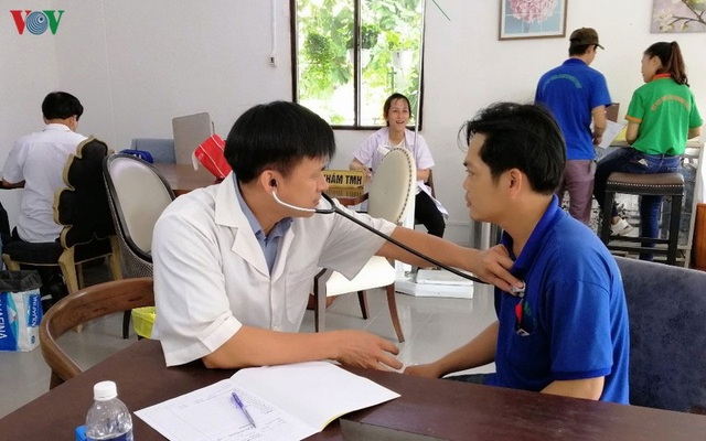Bệnh nghề nghiệp “tàn phá “sức khỏe người lao động, doanh nghiệp thờ ơ - 1 Bệnh nghề nghiệp “tàn phá “sức khỏe người lao động, doanh nghiệp thờ ơ - 1