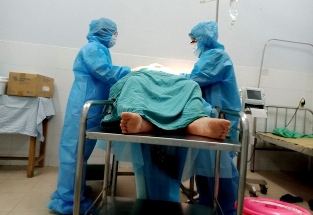 Sản phụ về từ Đài Loan cách ly ngừa Covid-19 đã hạ sinh bé gái nặng 3kg - 1 Sản phụ về từ Đài Loan cách ly ngừa Covid-19 đã hạ sinh bé gái nặng 3kg - 1