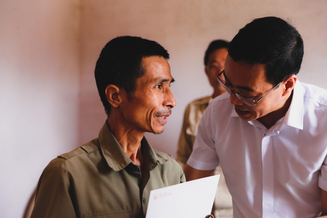 Chuyện về những đôi bàn tay ấm mùa Covid-19: Bởi vẻ đẹp cuộc đời là cho đi - 10 Chuyện về những đôi bàn tay ấm mùa Covid-19: Bởi vẻ đẹp cuộc đời là cho đi - 10