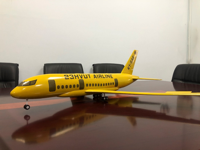 Sinh viên công nghệ tự chế tạo máy in 3D để sản xuất mô hình máy bay - 1