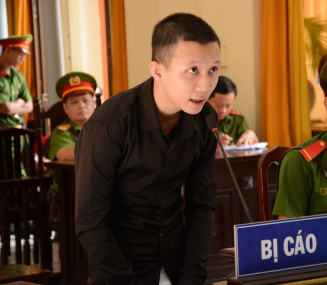 Lấy xe máy của bạn đi cầm cố, bị đâm chết - 1 Lấy xe máy của bạn đi cầm cố, bị đâm chết - 1