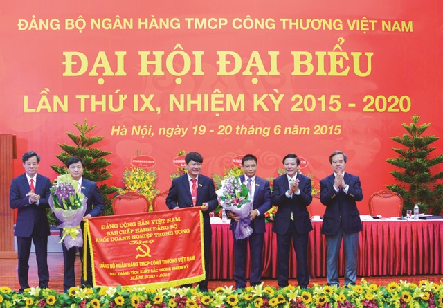 Đảng bộ VietinBank: Dấu ấn đổi mới và phát triển - 3 Đảng bộ VietinBank: Dấu ấn đổi mới và phát triển - 3