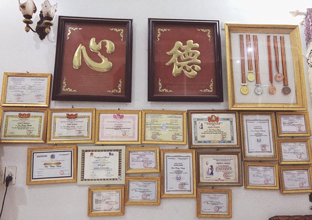 Nữ sinh Ngoại thương khoe bảng điểm “siêu đẹp”, xứng danh con người ta - 2 Nữ sinh Ngoại thương khoe bảng điểm “siêu đẹp”, xứng danh con người ta - 2