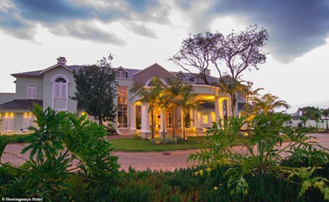 Đến Kenya chiêm ngưỡng những vẻ đẹp độc đáo có một không hai - 2 Đến Kenya chiêm ngưỡng những vẻ đẹp độc đáo có một không hai - 2