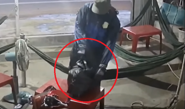 Truy tìm gắt gao kẻ dùng búa tấn công 2 chị em chủ quán cà phê - 1 Truy tìm gắt gao kẻ dùng búa tấn công 2 chị em chủ quán cà phê - 1