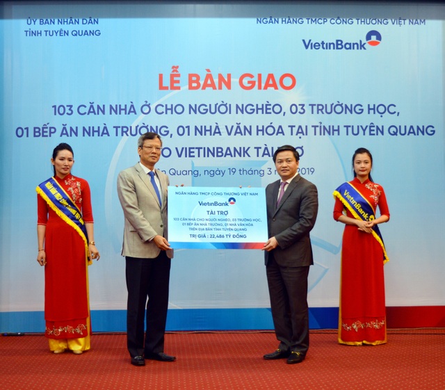 Đảng bộ VietinBank: Giữ vững vị thế lá cờ đầu trong Khối DNTW - 2 Đảng bộ VietinBank: Giữ vững vị thế lá cờ đầu trong Khối DNTW - 2