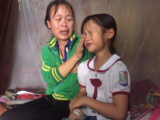 Người mẹ ung thư có hoàn cảnh đặc biệt được giúp đỡ tiền trong 4 năm - 3 Người mẹ ung thư có hoàn cảnh đặc biệt được giúp đỡ tiền trong 4 năm - 3