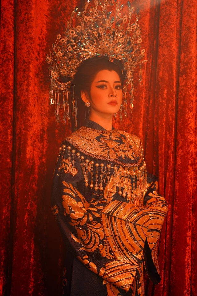 Chi Pu hóa thân Thái hậu Dương Vân Nga - 3 Chi Pu hóa thân Thái hậu Dương Vân Nga - 3