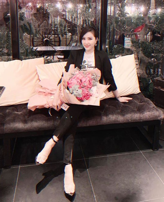 Bảo Thy: “Tận hưởng cuộc sống hôn nhân rồi mới làm mẹ” - 3 Bảo Thy: “Tận hưởng cuộc sống hôn nhân rồi mới làm mẹ” - 3