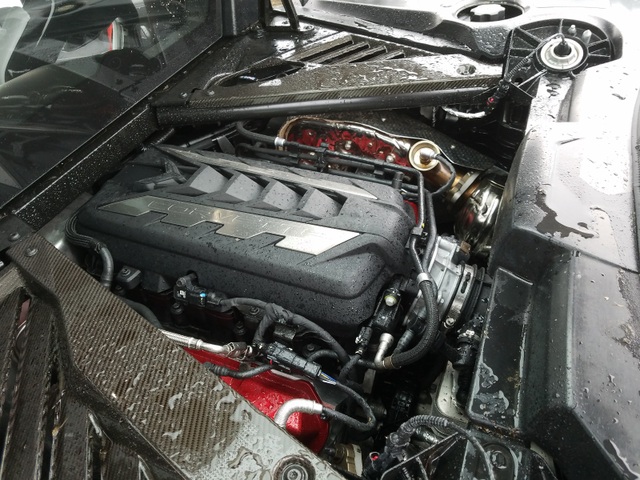 Kì lạ chiếc Corvette rách bươm sau tai nạn được rao bán đắt hơn xe mới - 8 Kì lạ chiếc Corvette rách bươm sau tai nạn được rao bán đắt hơn xe mới - 8