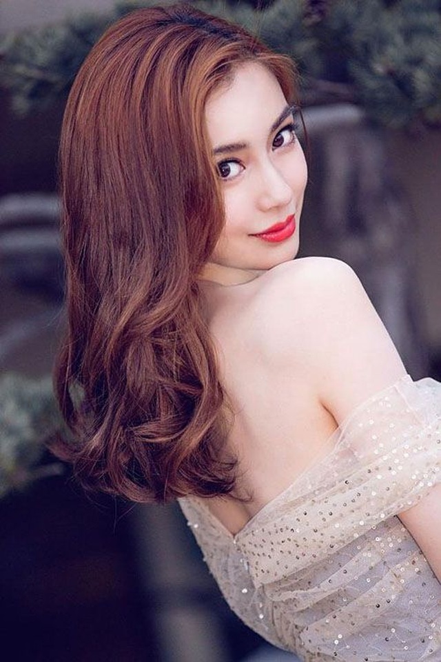 “Gái một con” Angelababy: Sắc vóc hoàn hảo, biểu cảm xuất sắc - 3 “Gái một con” Angelababy: Sắc vóc hoàn hảo, biểu cảm xuất sắc - 3