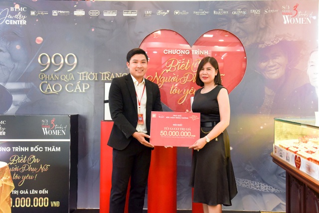 Lễ trao thưởng chương trình “Biết ơn người phụ nữ tôi yêu” Bảo Tín Minh Châu - 2 Lễ trao thưởng chương trình “Biết ơn người phụ nữ tôi yêu” Bảo Tín Minh Châu - 2
