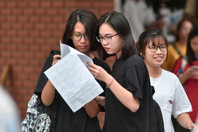 Trường đại học phải ngừng ngay gửi thông báo trúng tuyển cho thí sinh - 1 Trường đại học phải ngừng ngay gửi thông báo trúng tuyển cho thí sinh - 1