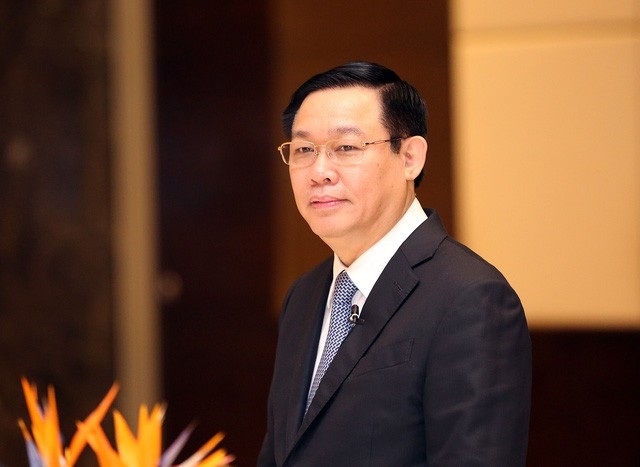 
Bức tranh kinh tế đất nước khởi sắc in dấu ấn đậm nét Phó Thủ tướng Vương Đình Huệ
