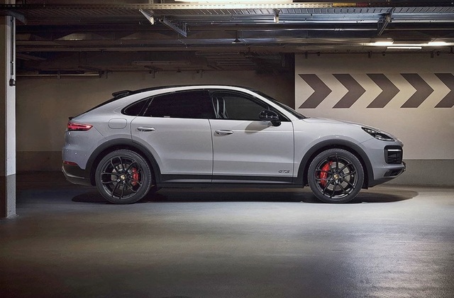 Porsche Cayenne Coupe GTS 2021 lộ diện - 4