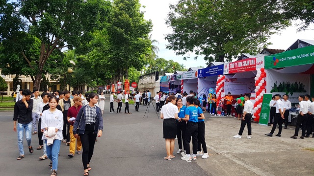 Kỹ sư nông lâm không lo thất nghiệp do chỉ tiêu việc làm dư dả - 7 Kỹ sư nông lâm không lo thất nghiệp do chỉ tiêu việc làm dư dả - 7