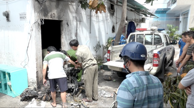 Công an TPHCM họp báo vụ đốt phòng trọ làm 3 người chết - 4 Công an TPHCM họp báo vụ đốt phòng trọ làm 3 người chết - 4