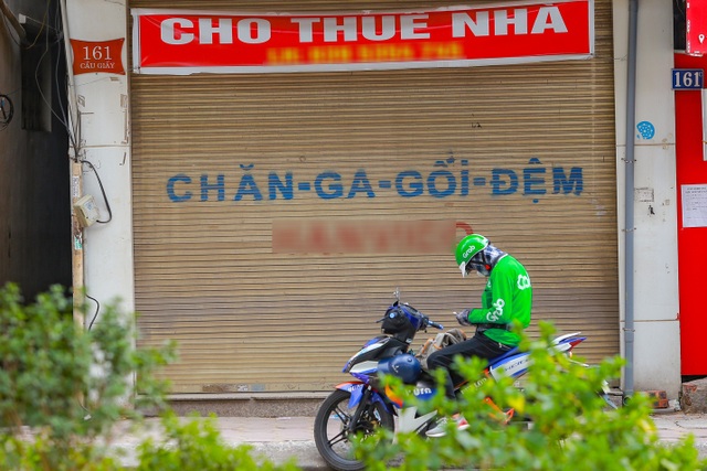 Lại thêm làn sóng trả mặt bằng ở những tuyến phố sầm uất bậc nhất Hà Nội - 11