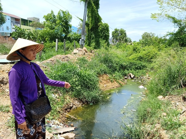 Vụ cấp 15.600m2 đất công cho nguyên xã đội trưởng: Người ký hồ sơ nói gì? - 3 Vụ cấp 15.600m2 đất công cho nguyên xã đội trưởng: Người ký hồ sơ nói gì? - 3