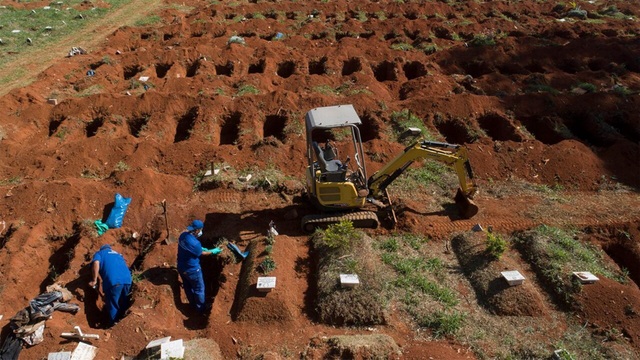 Thành phố Brazil khẩn cấp bốc mộ cũ lấy chỗ chôn nạn nhân Covid-19 - Ảnh minh hoạ 2