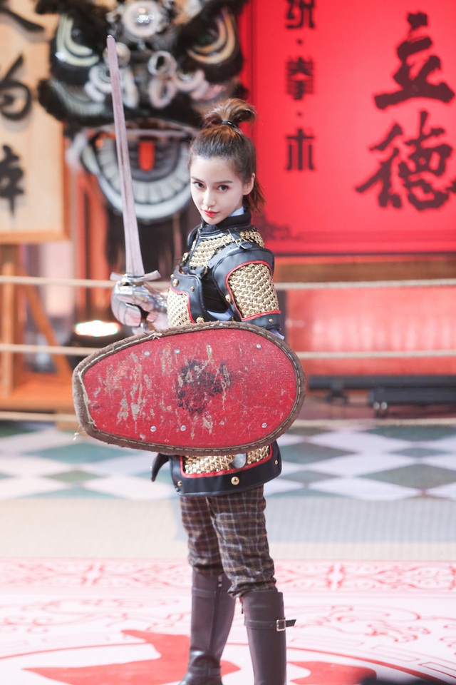 Sự nghiệp của Angelababy “tuột dốc” vì tin đồn ly hôn với Huỳnh Hiểu Minh? - 6 Sự nghiệp của Angelababy “tuột dốc” vì tin đồn ly hôn với Huỳnh Hiểu Minh? - 6