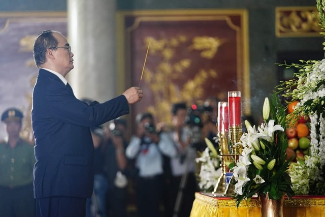 Những lời tiễn biệt nhà tình báo huyền thoại Mười Hương - 7 Những lời tiễn biệt nhà tình báo huyền thoại Mười Hương - 7