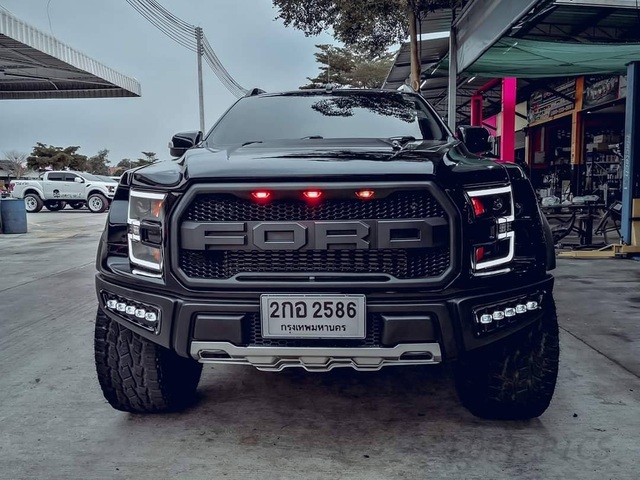 Những chiếc Ford Ranger Raptor được lên đời F-150 Raptor - 17