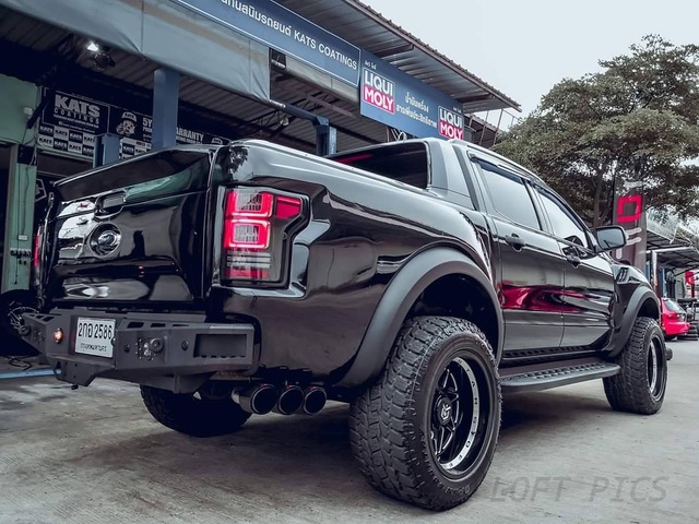 Những chiếc Ford Ranger Raptor được lên đời F-150 Raptor - 20