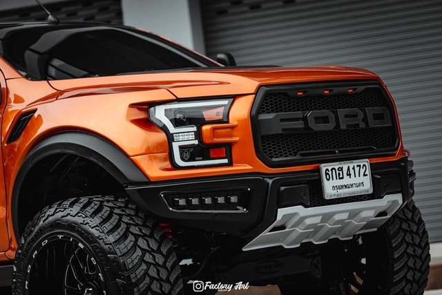 Những chiếc Ford Ranger Raptor được lên đời F-150 Raptor - 14