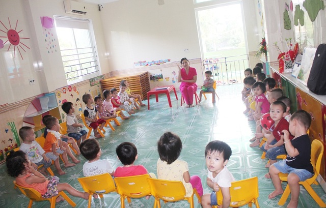 TP Vinh ra quy chế xét tuyển giáo viên “tuổi đời không quá 30” - 4 TP Vinh ra quy chế xét tuyển giáo viên “tuổi đời không quá 30” - 4