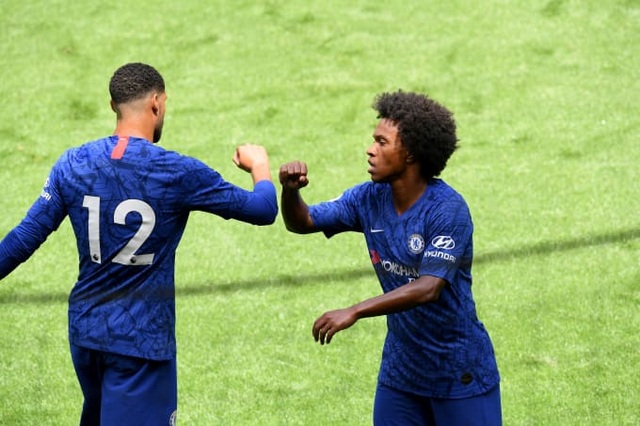 Pulisic trở lại sau 6 tháng, Chelsea thắng 7 bàn trước QPR - 4 Pulisic trở lại sau 6 tháng, Chelsea thắng 7 bàn trước QPR - 4