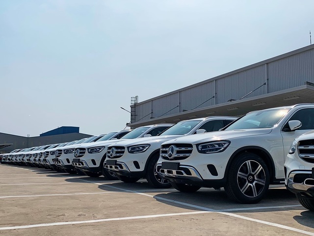 Mười năm liên tục giảm thuế, chờ thời chơi xe BMW, Mec giá rẻ - 2 Mười năm liên tục giảm thuế, chờ thời chơi xe BMW, Mec giá rẻ - 2