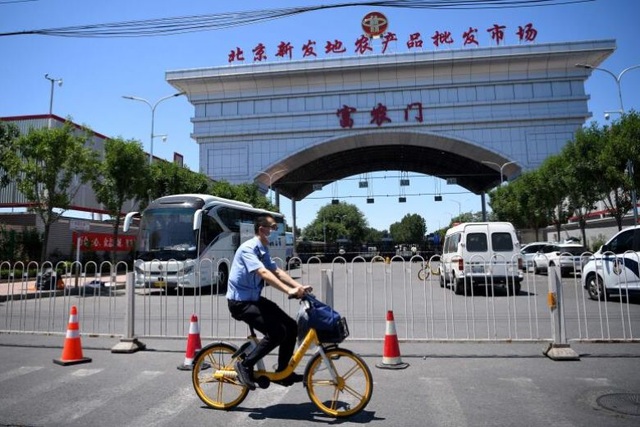 Bắc Kinh thành “ổ dịch”, Trung Quốc ráo riết truy tìm 200.000 người