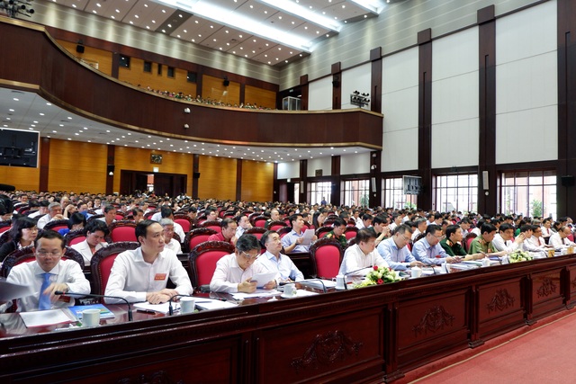Thủ tướng: Điều thần kỳ, không gia đình nào phải mang khăn tang vì Covid-19 - 2 Thủ tướng: Điều thần kỳ, không gia đình nào phải mang khăn tang vì Covid-19 - 2