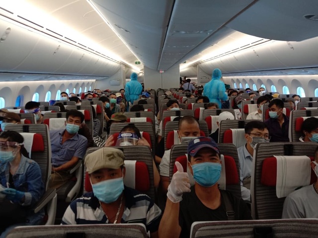 2 ngày, Việt Nam liên tiếp đón 700 công dân về nước - 6 2 ngày, Việt Nam liên tiếp đón 700 công dân về nước - 6