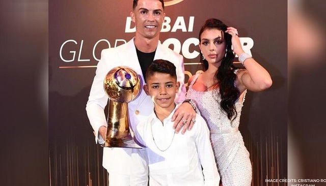 C.Ronaldo bất ngờ bật mí về “thú vui tội lỗi” - 1 C.Ronaldo bất ngờ bật mí về “thú vui tội lỗi” - 1