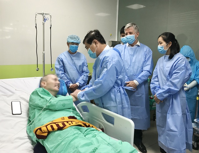 “Cứu sống phi công nhiễm Covid-19 là niềm tự hào của Việt Nam” - 1 “Cứu sống phi công nhiễm Covid-19 là niềm tự hào của Việt Nam” - 1