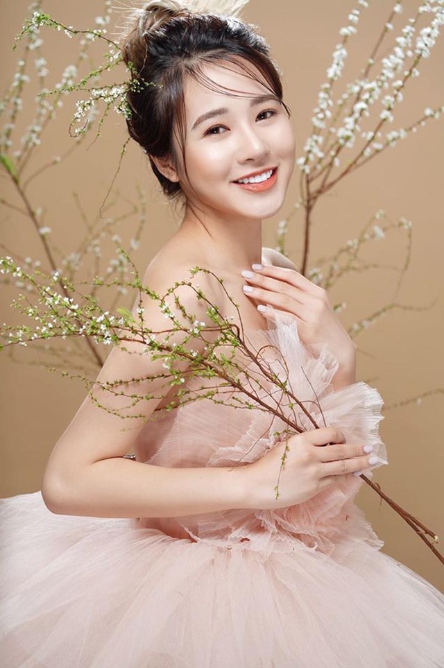 Á khôi thời trang sở hữu nhan sắc xinh đẹp “gieo thương nhớ” - 6 Á khôi thời trang sở hữu nhan sắc xinh đẹp “gieo thương nhớ” - 6