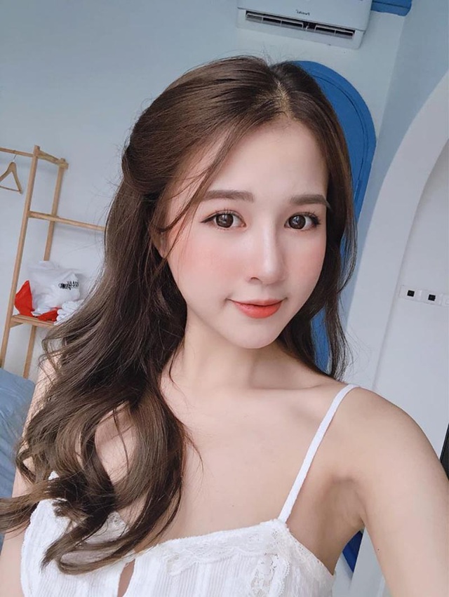 Á khôi thời trang sở hữu nhan sắc xinh đẹp “gieo thương nhớ” - 9 Á khôi thời trang sở hữu nhan sắc xinh đẹp “gieo thương nhớ” - 9