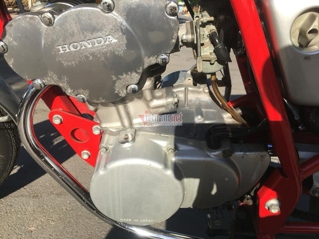 Honda Dream 50 đời 1997 giá trăm triệu ở Sài Gòn - 8 Honda Dream 50 đời 1997 giá trăm triệu ở Sài Gòn - 8