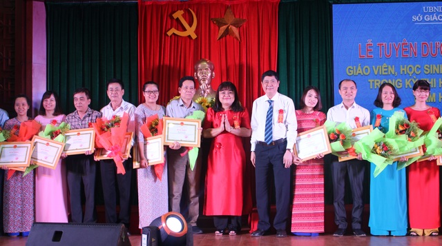 Đắk Lắk: Tuyên dương 39 học sinh đạt giải Học sinh giỏi quốc gia - 2 Đắk Lắk: Tuyên dương 39 học sinh đạt giải Học sinh giỏi quốc gia - 2