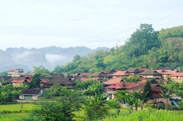 Lạng Sơn kích cầu du lịch, mời gọi khách ăn vịt quay, ngắm cảnh đẹp - 3