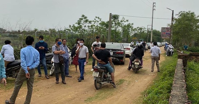 Đầu tư vào đất nền vùng ven: Cẩn trọng với trăm lời đường mật của “cò” đất! - 2