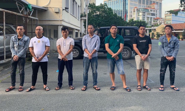 Bắt nhóm đối tượng dàn cảnh va chạm giao thông, cướp 35 tỷ đồng - 1 Bắt nhóm đối tượng dàn cảnh va chạm giao thông, cướp 35 tỷ đồng - 1