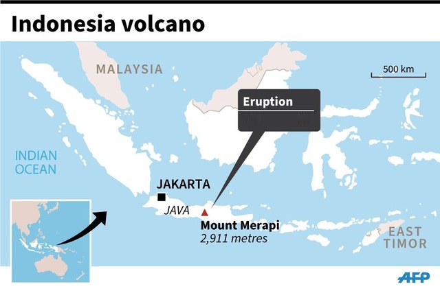 Núi lửa hoạt động mạnh nhất Indonesia phun trào tro bụi cao 6 km - 2 Núi lửa hoạt động mạnh nhất Indonesia phun trào tro bụi cao 6 km - 2