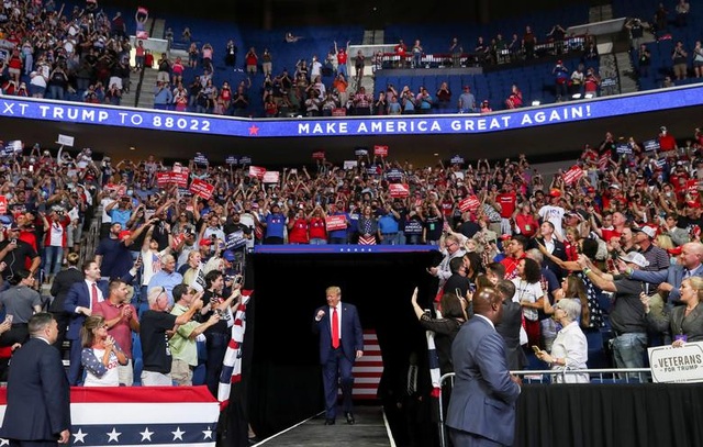 Tổng thống Trump trở lại đường đua tái tranh cử giữa nhiều sóng gió - 1 Tổng thống Trump trở lại đường đua tái tranh cử giữa nhiều sóng gió - 1