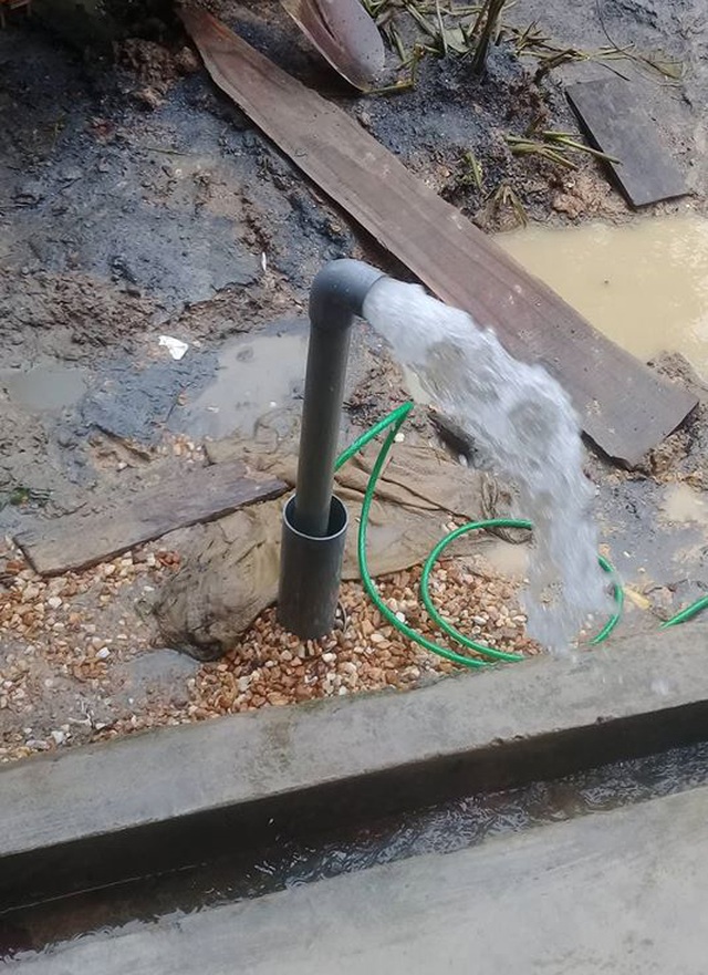 Hà Tĩnh: Nhọc nhằn nghề khoan giếng mùa nắng hạn - 2 Hà Tĩnh: Nhọc nhằn nghề khoan giếng mùa nắng hạn - 2