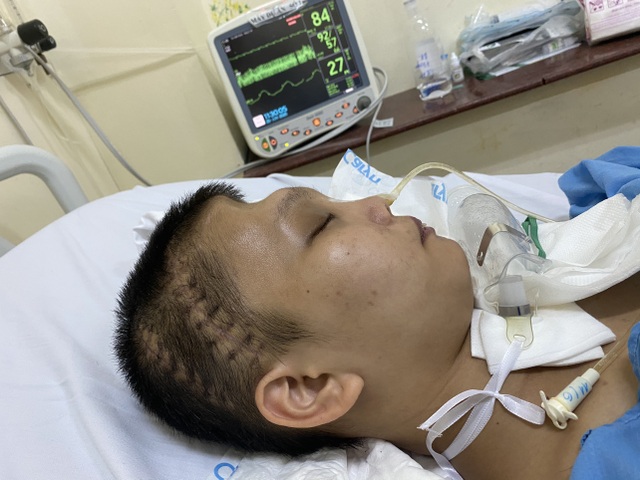Tha thiết mong bạn đọc cứu cô gái trẻ sau 1 tháng nằm bất tỉnh vì tai nạn - 5 Tha thiết mong bạn đọc cứu cô gái trẻ sau 1 tháng nằm bất tỉnh vì tai nạn - 5