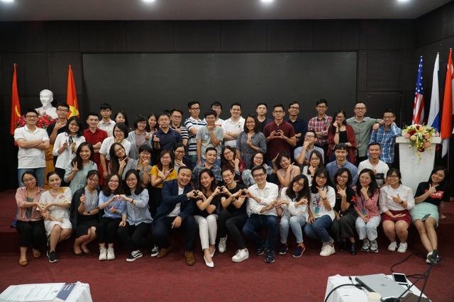 Học giả Việt tại Mỹ giải đáp: “Ai sẽ phù hợp với nghề nghiên cứu?” - 4 Học giả Việt tại Mỹ giải đáp: “Ai sẽ phù hợp với nghề nghiên cứu?” - 4